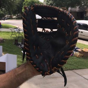 Mizuno 1st base glove